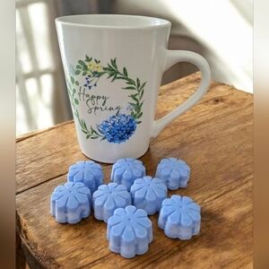 Floral 'Happy Spring' Ceramic Mug with 8 Wax Melts